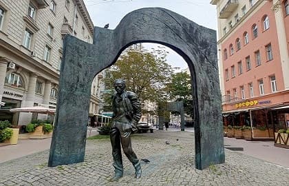 «Ах, Арбат, мой Арбат …» (пешеходная экскурсия по Старому Арбату и его переулкам)