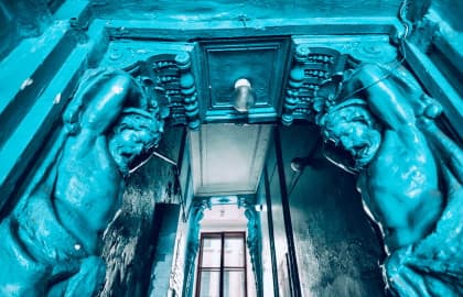 Секреты Петербурга: коммуналка, дворы, парадные