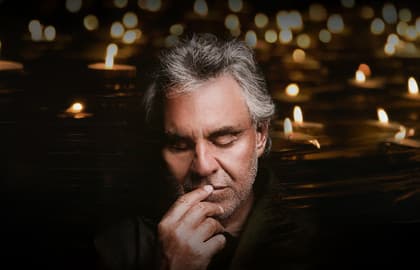 Андреа Бочелли. Tribute при свечах в старинном соборе