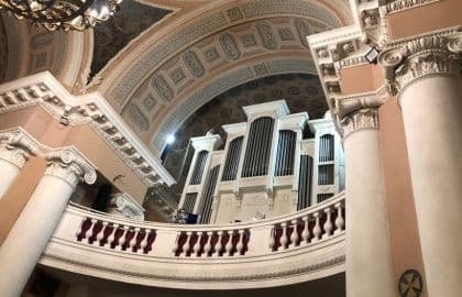 Орган при свечах: загадки соборов и призрак оперы