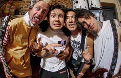 Группа «Смех»