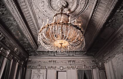 Заброшенный особняк Брусницыных: подлинные интерьеры