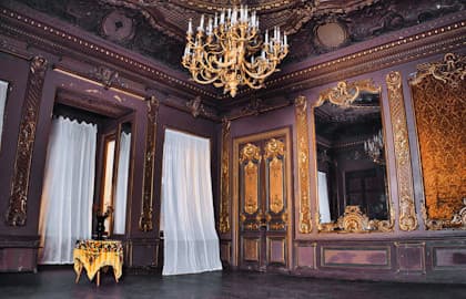 Скрытый особняк Брусницыных: роскошь и мистика интерьеров