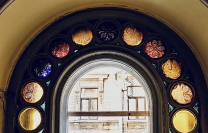 Открываем Петербург: старинная квартира, дворы-колодцы, парадные